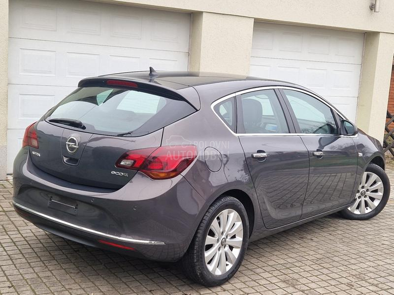 Opel Astra J 1.7CDTI/COSMO
