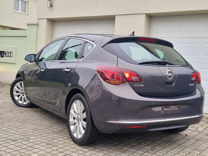 Opel Astra J 1.7CDTI/COSMO
