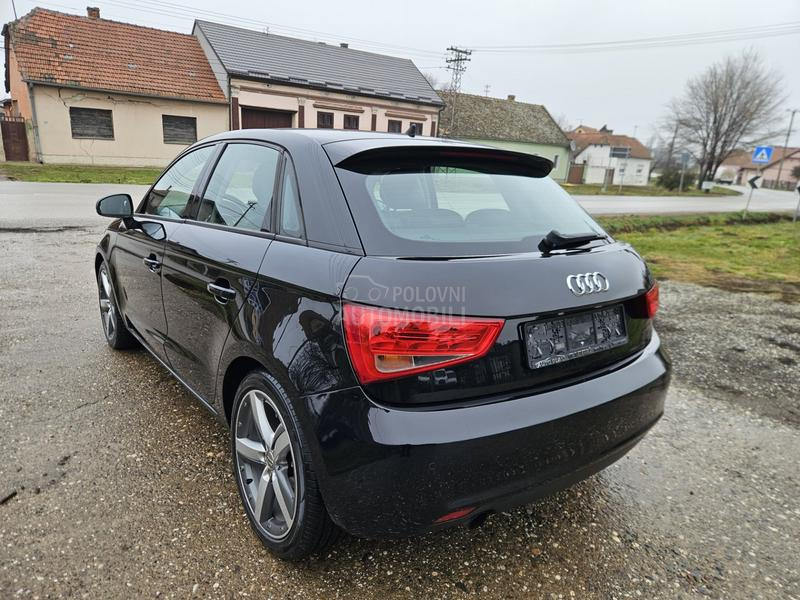 Audi A1 1.6 TDI NAV/KOŽ