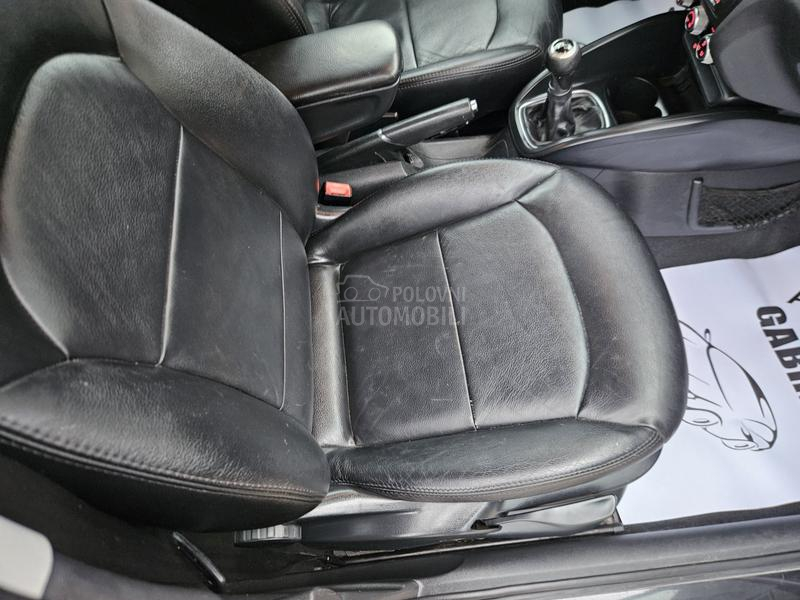 Audi A1 1.6 TDI NAV/KOŽ