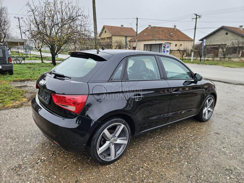 Audi A1 1.6 TDI NAV/KOŽ