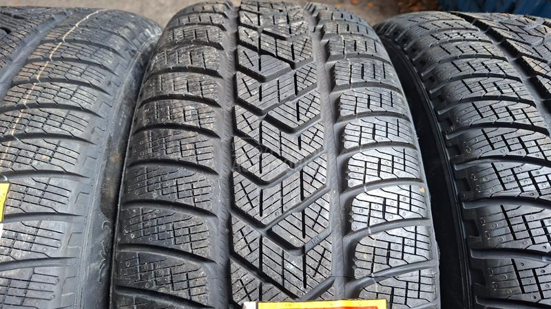 Pirelli 235/55 R19 Zimska