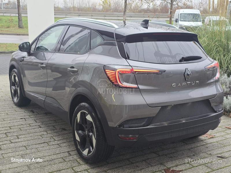 Renault Captur TECHNO 160 EDC