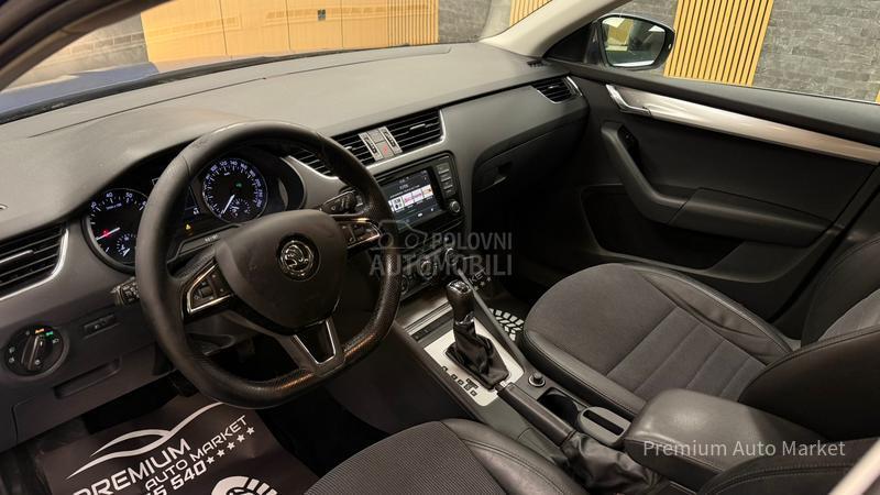Škoda Octavia //1.0 TSI/DSG//KAM
