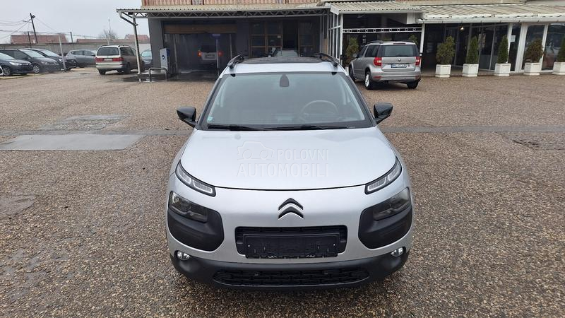 Citroen C4 Cactus 1.6 HDI  NAV-PANO