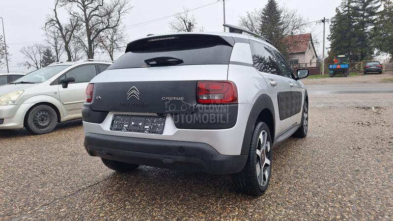 Citroen C4 Cactus 1.6 HDI  NAV-PANO