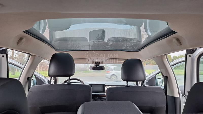 Citroen C4 Cactus 1.6 HDI  NAV-PANO