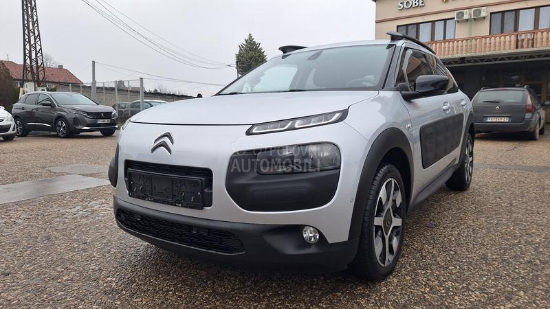 Citroen C4 Cactus 1.6 HDI  NAV-PANO