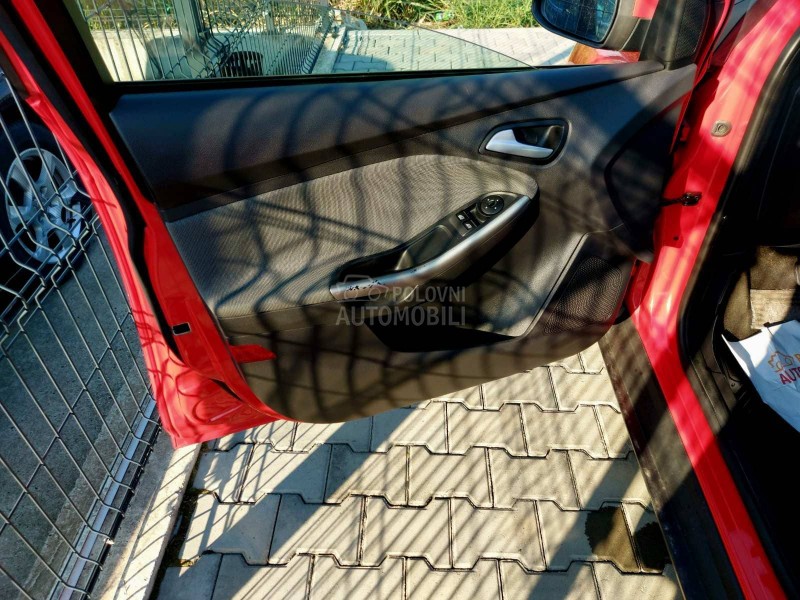 Ford Focus 1.0i