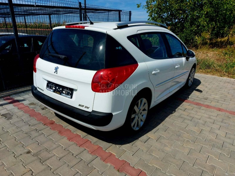 Peugeot 207 SW 1.4 VTI