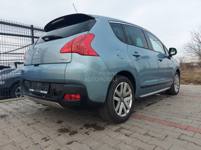 Peugeot 3008 2.0 HDi HYBRID4