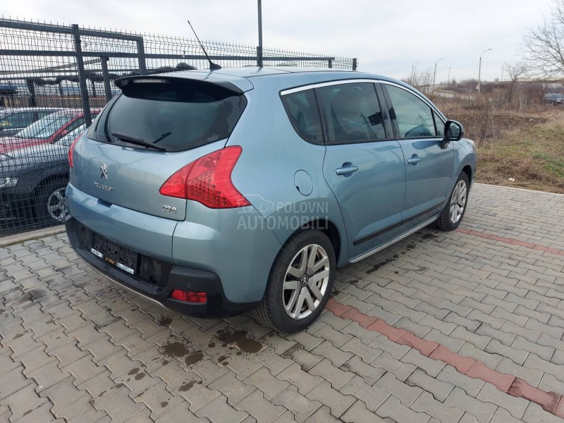 Peugeot 3008 2.0 HDi HYBRID4
