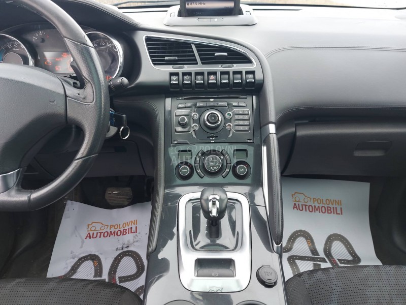 Peugeot 3008 2.0 HDi HYBRID4