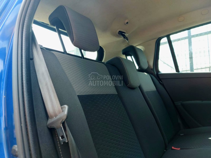 Renault Clio 1.2  16V