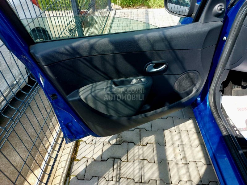 Renault Clio 1.2  16V