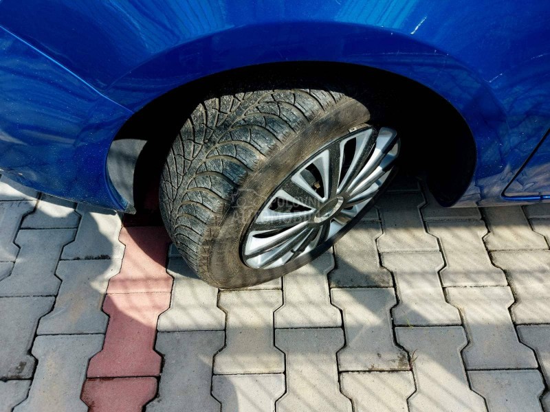 Renault Clio 1.2  16V