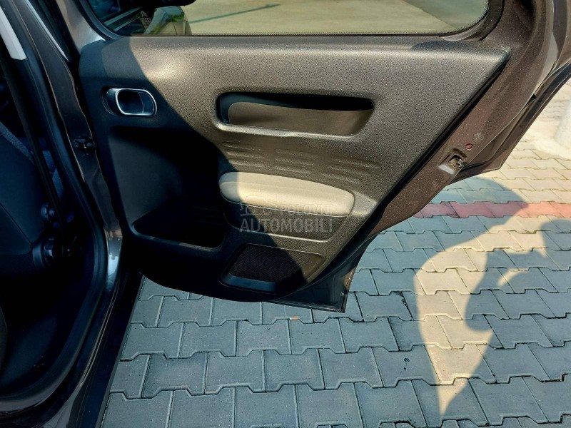 Citroen C4 Cactus 1.2 i