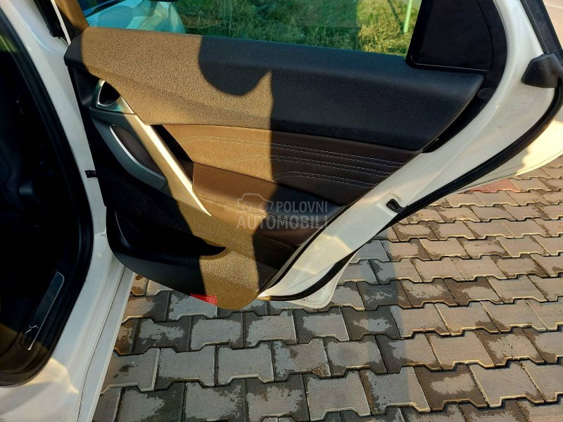 DS 5 2.0 HDI HYBRID 4X4