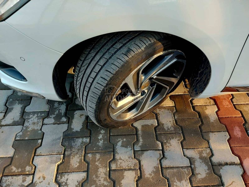 DS 5 2.0 HDI HYBRID 4X4