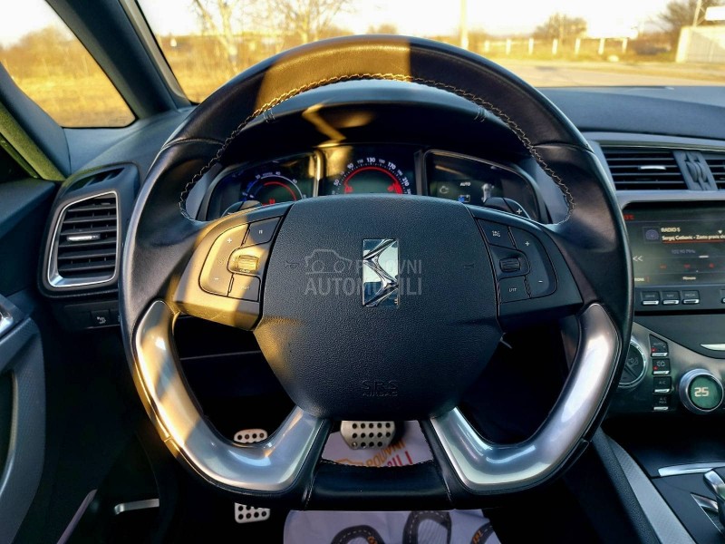 DS 5 2.0 HDI HYBRID 4X4