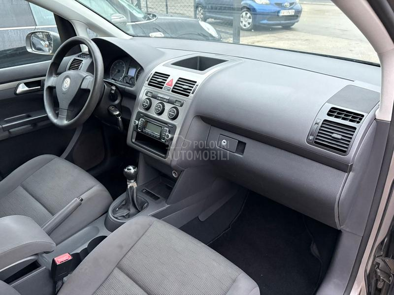 Volkswagen Touran 7 SEDISTA METAN