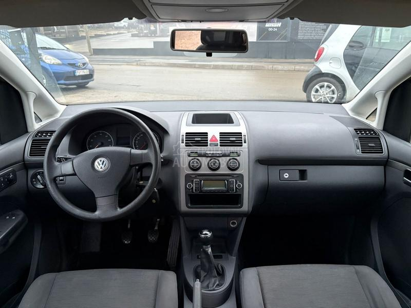 Volkswagen Touran 7 SEDISTA METAN