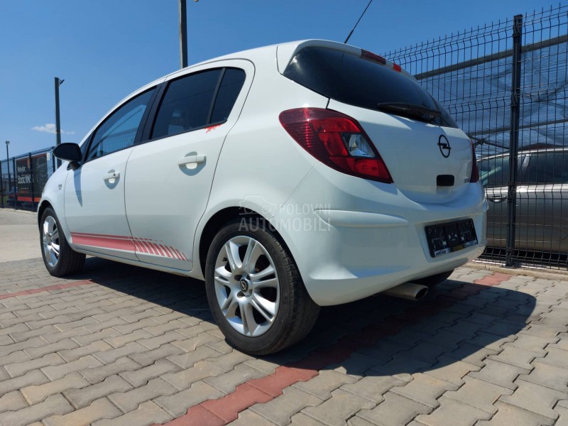 Opel Corsa D 1.4i