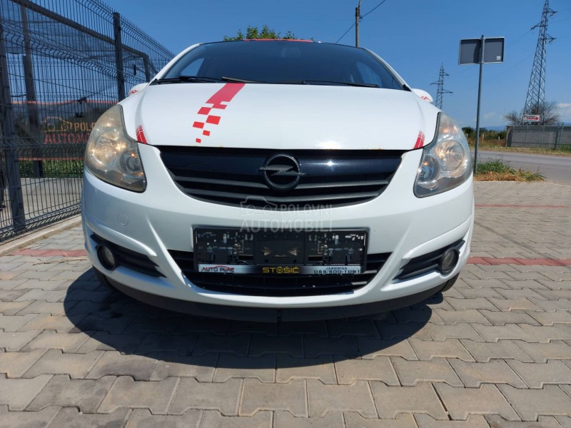 Opel Corsa D 1.4i