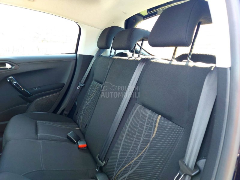 Peugeot 208 1.2 VTI