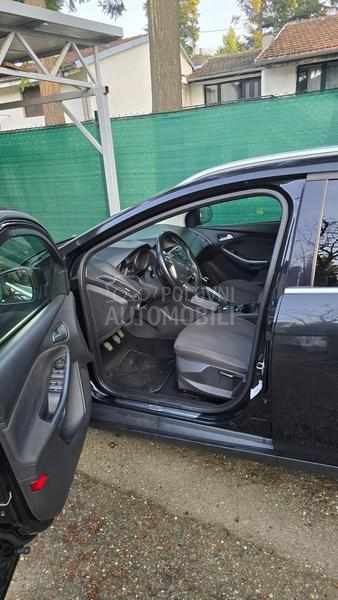 Ford Focus TITANIUM
