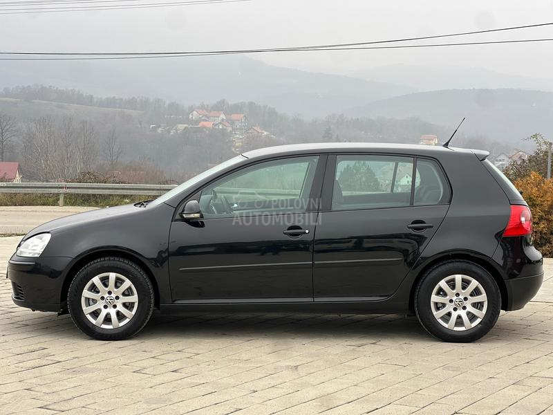 Volkswagen Golf 5 1.9 TDI SPORT