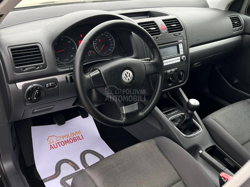 Volkswagen Golf 5 1.9 TDI SPORT