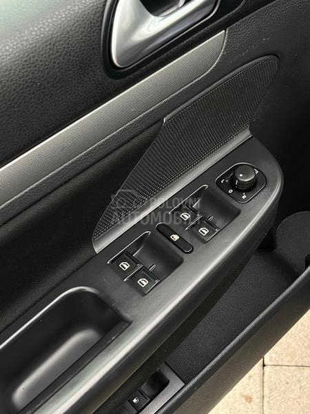 Volkswagen Golf 5 1.9 TDI SPORT