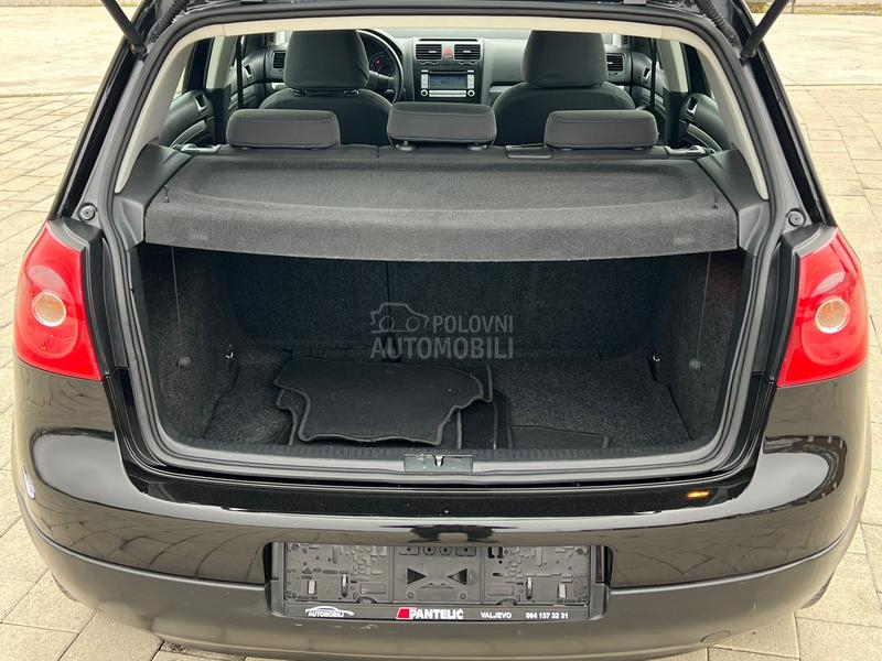 Volkswagen Golf 5 1.9 TDI SPORT