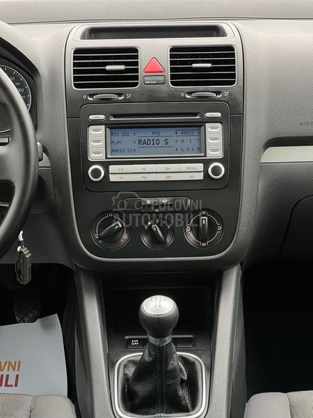 Volkswagen Golf 5 1.9 TDI SPORT