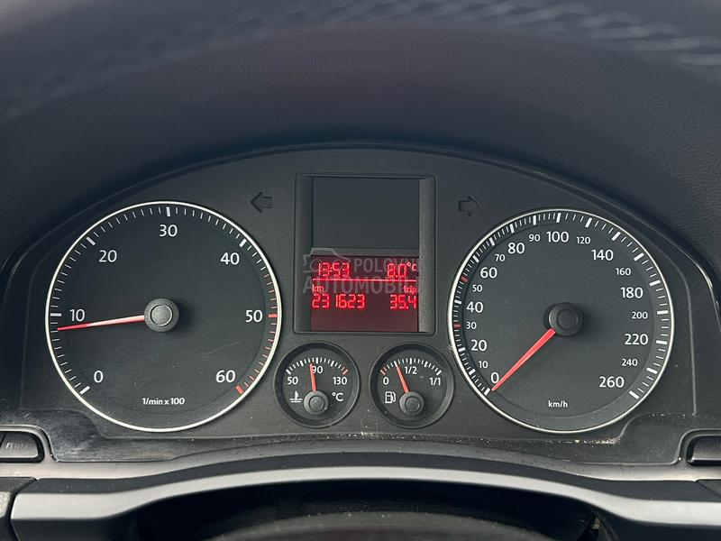 Volkswagen Golf 5 1.9 TDI SPORT