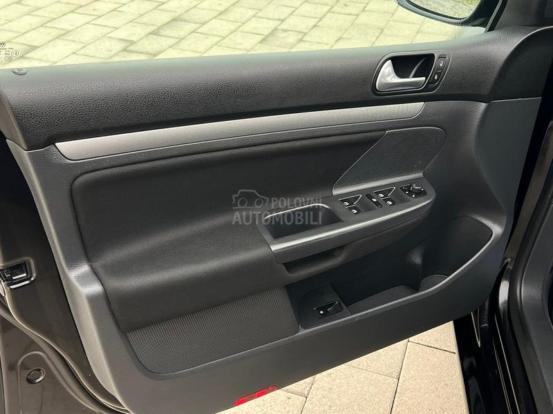 Volkswagen Golf 5 1.9 TDI SPORT