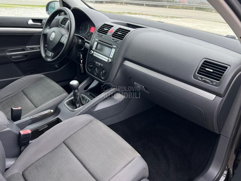 Volkswagen Golf 5 1.9 TDI SPORT