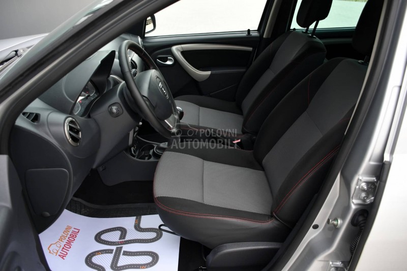 Dacia Duster 1.6 / 4x4 / CH