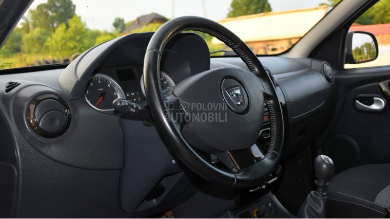 Dacia Duster 1,5 DCI/ ODLIČNAA