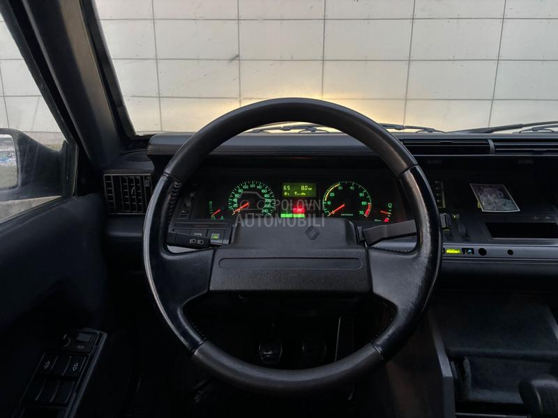 Renault R 25 2.0 TXI BLINDA