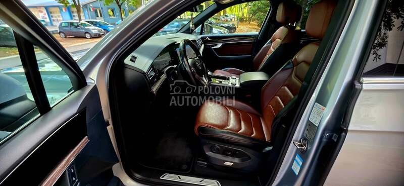 Volkswagen Touareg 3.0 V6 286hp VAZDUH
