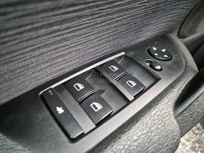 BMW X1 X-DRIVE/18D TOOP