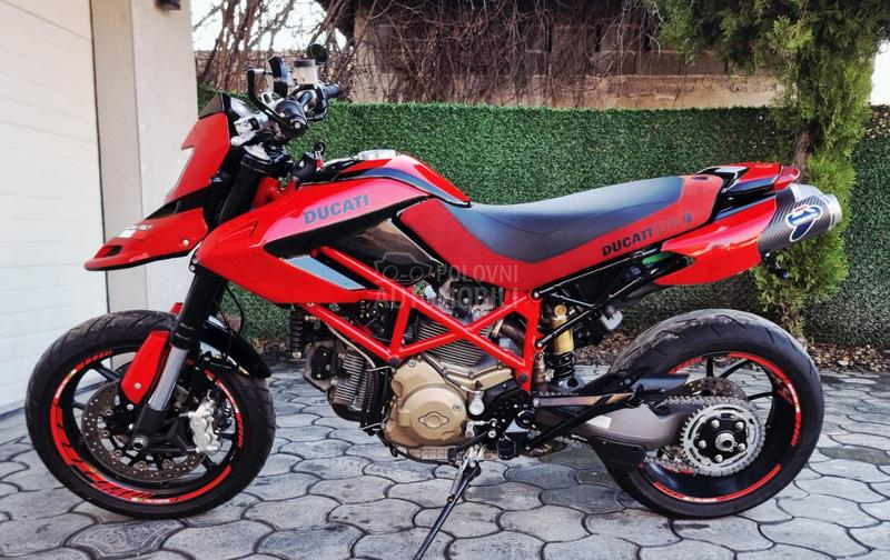 Ducati Hypermotard 1100