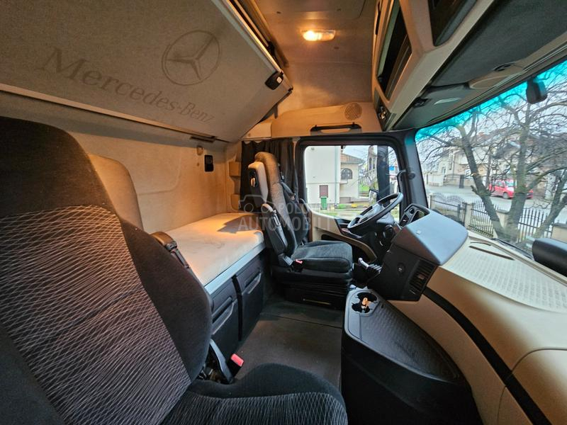 Mercedes Benz Actros 1845