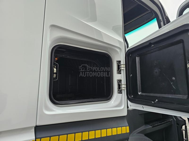 Mercedes Benz Actros 1845