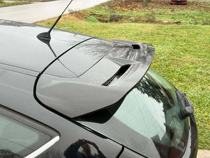 Ford Focus 1.6 OBIČAN T O P