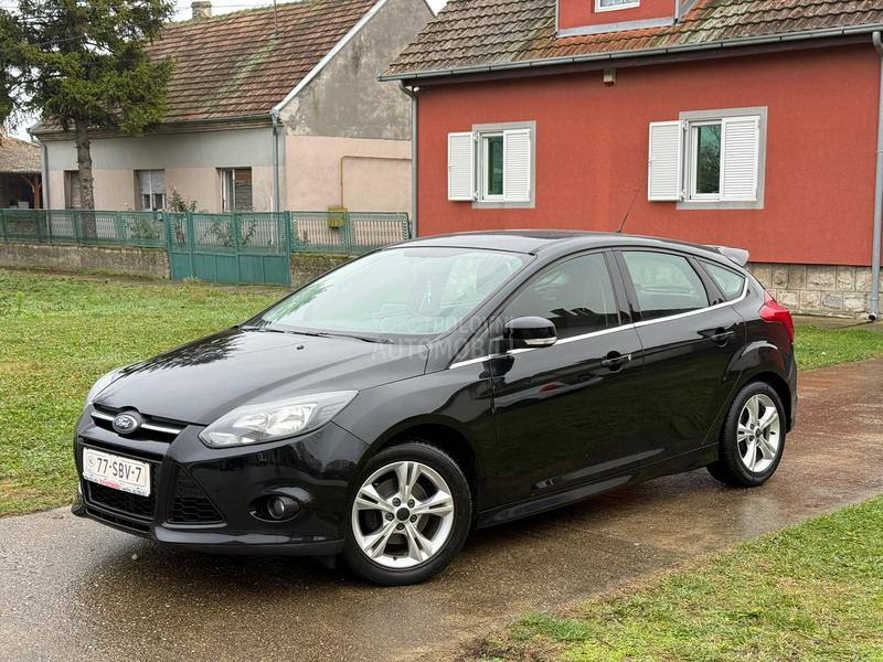 Ford Focus 1.6 OBIČAN T O P