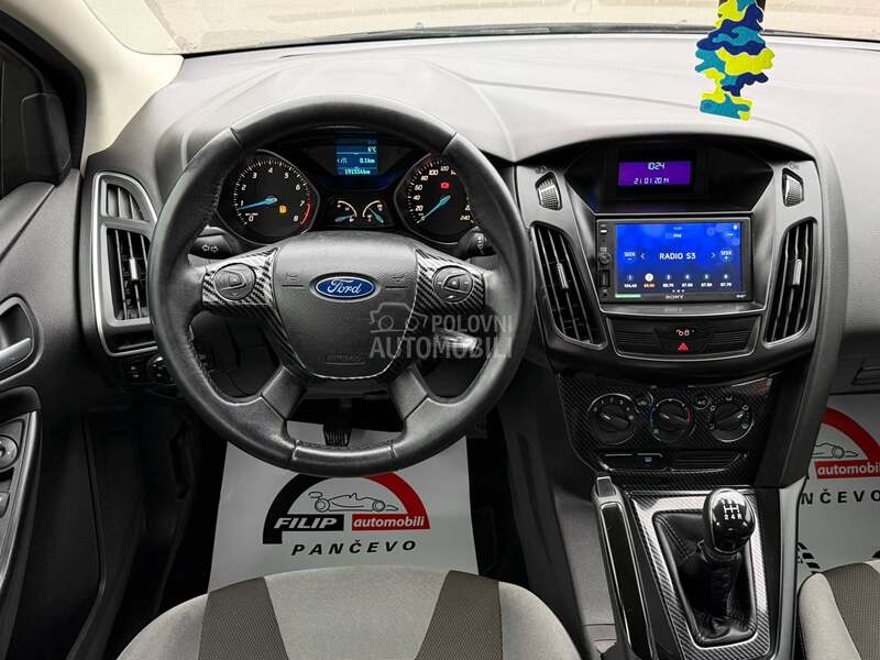Ford Focus 1.6 OBIČAN T O P