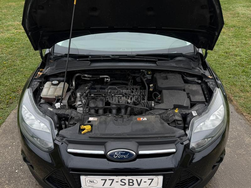 Ford Focus 1.6 OBIČAN T O P